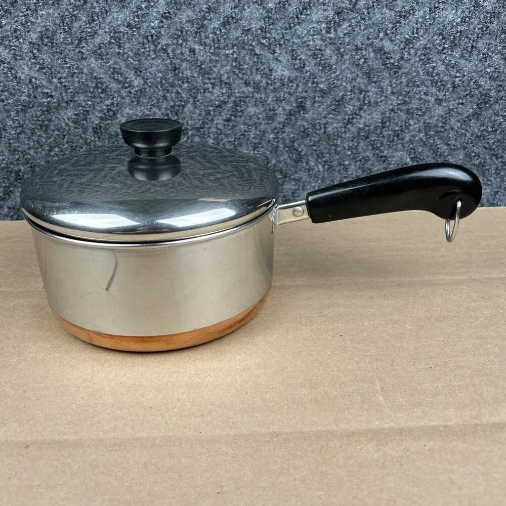 REVERE WARE 2QT. Sauce Pan Copper Bottom With Lid Vintage  Clinton, IL 1801